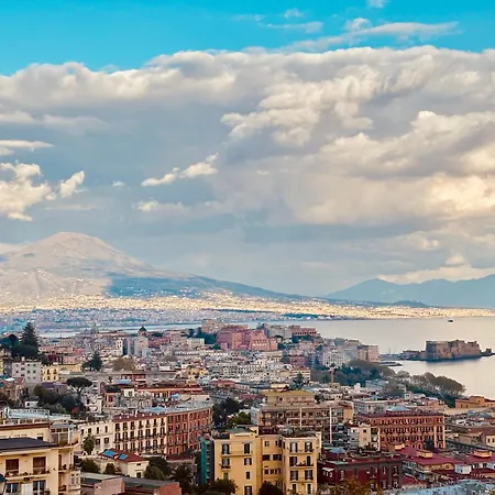 Voglia 'e Turnà 4* Naples