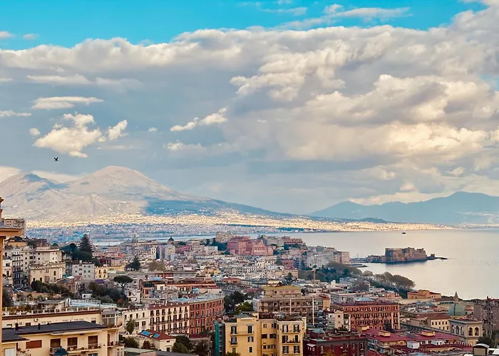 Voglia 'e Turnà 4* Naples