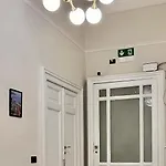 Voglia 'e Turna 4* Naples