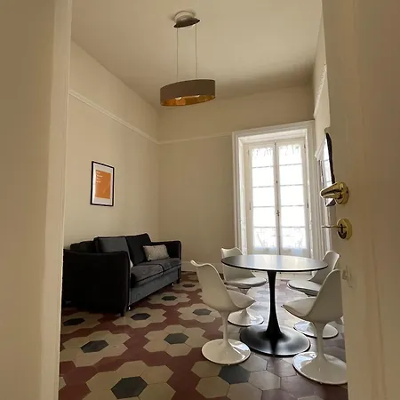 Voglia 'e Turna 4* Νάπολη