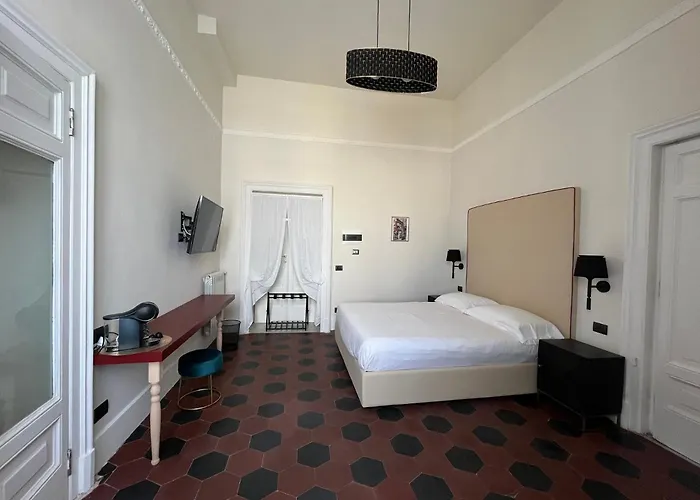 Voglia 'e Turna 4* 나폴리