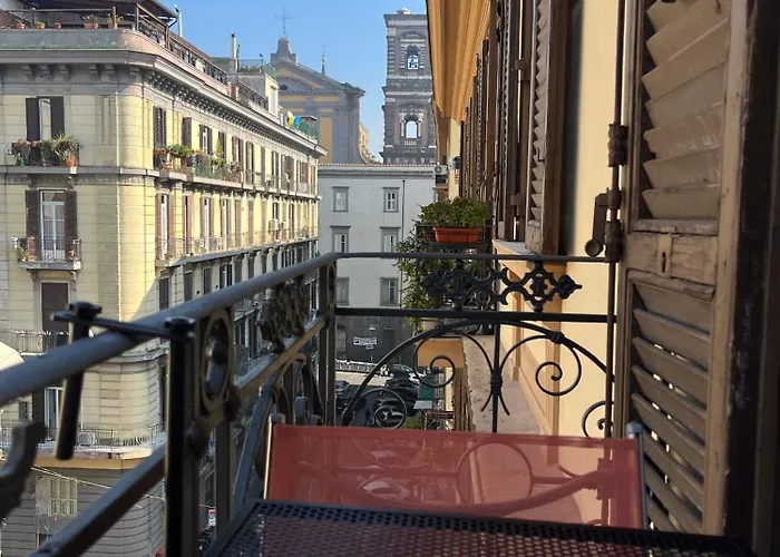 Voglia 'e Turna 4* 나폴리