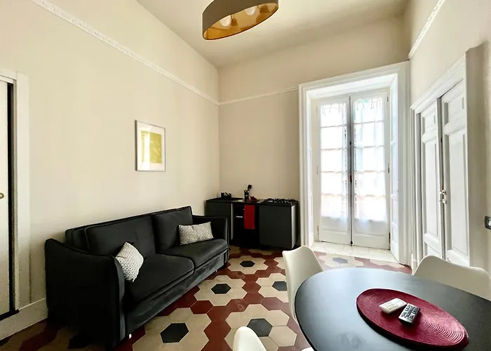 Voglia 'e Turna 4* 나폴리